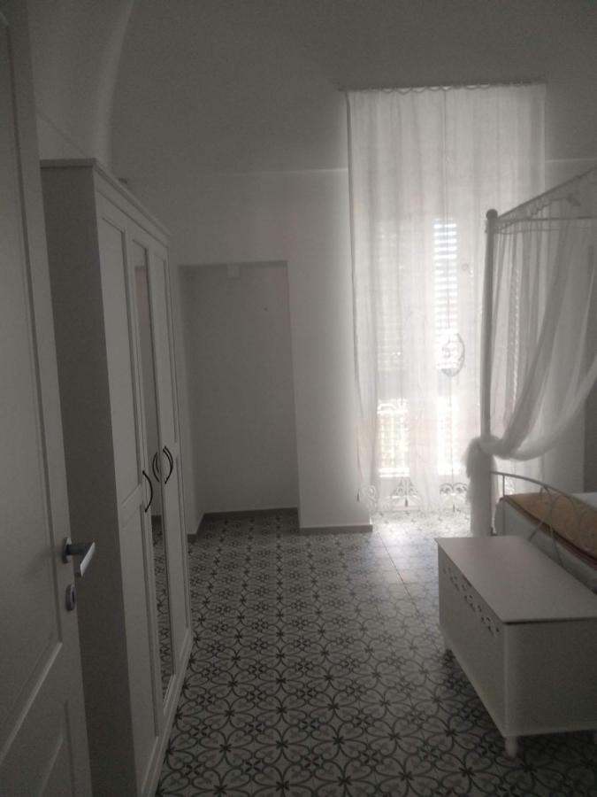 A Casa Del Mercante Монополи Екстериор снимка